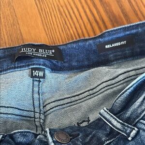 Judy Blue Relaxed Fit Jeans